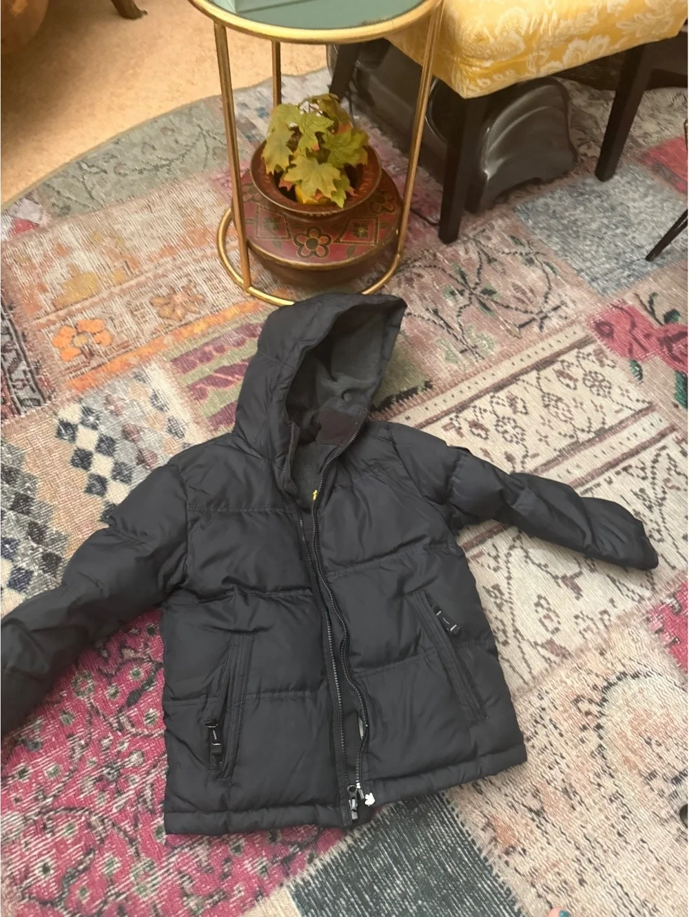 Black winter kids puffer jacket GAP horizontal quilting hood